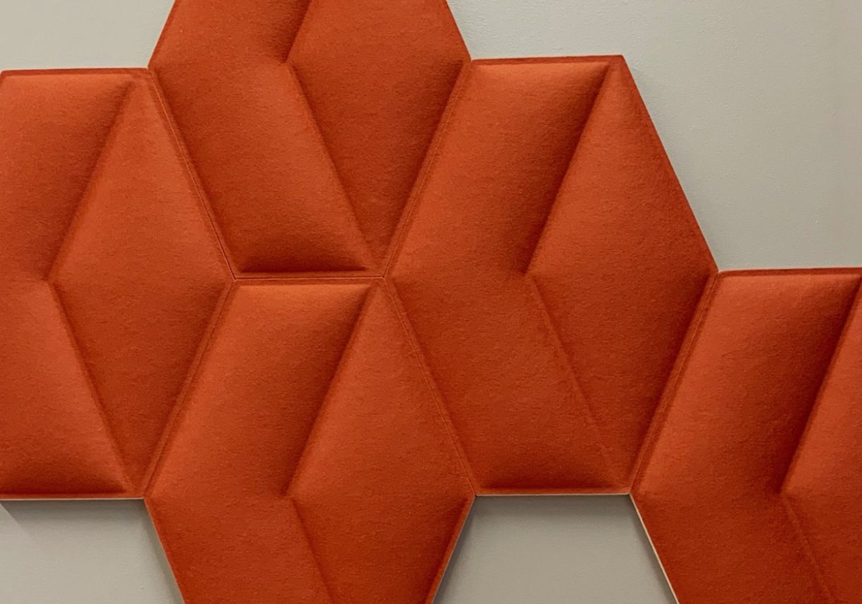 Kuvassa on Yesecon akustiikkapaneeli